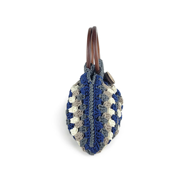 Nakwor medium crochet handbag